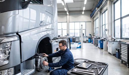 Brandschutz Leitfaden für Speditionen bei LI-Großspeichersystemen Online-Seminar